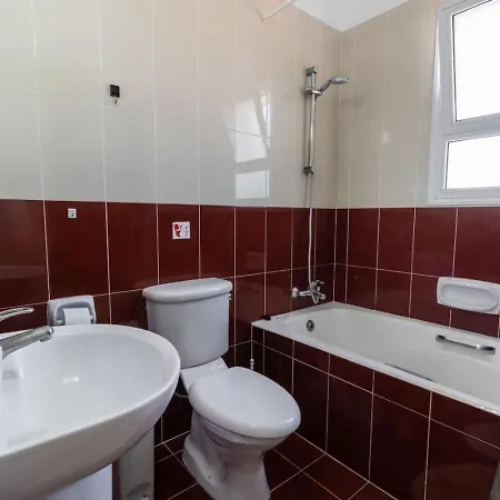 Thalassa - 3-br Coastal Retreat With Private Pool