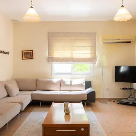 Feriehus Thalassa - 3-br Coastal Retreat With Private Pool Pegeia