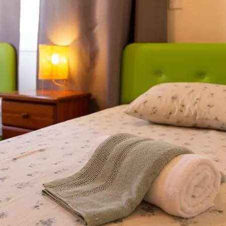 Thalassa - 3-br Coastal Retreat With Private Pool Holiday home